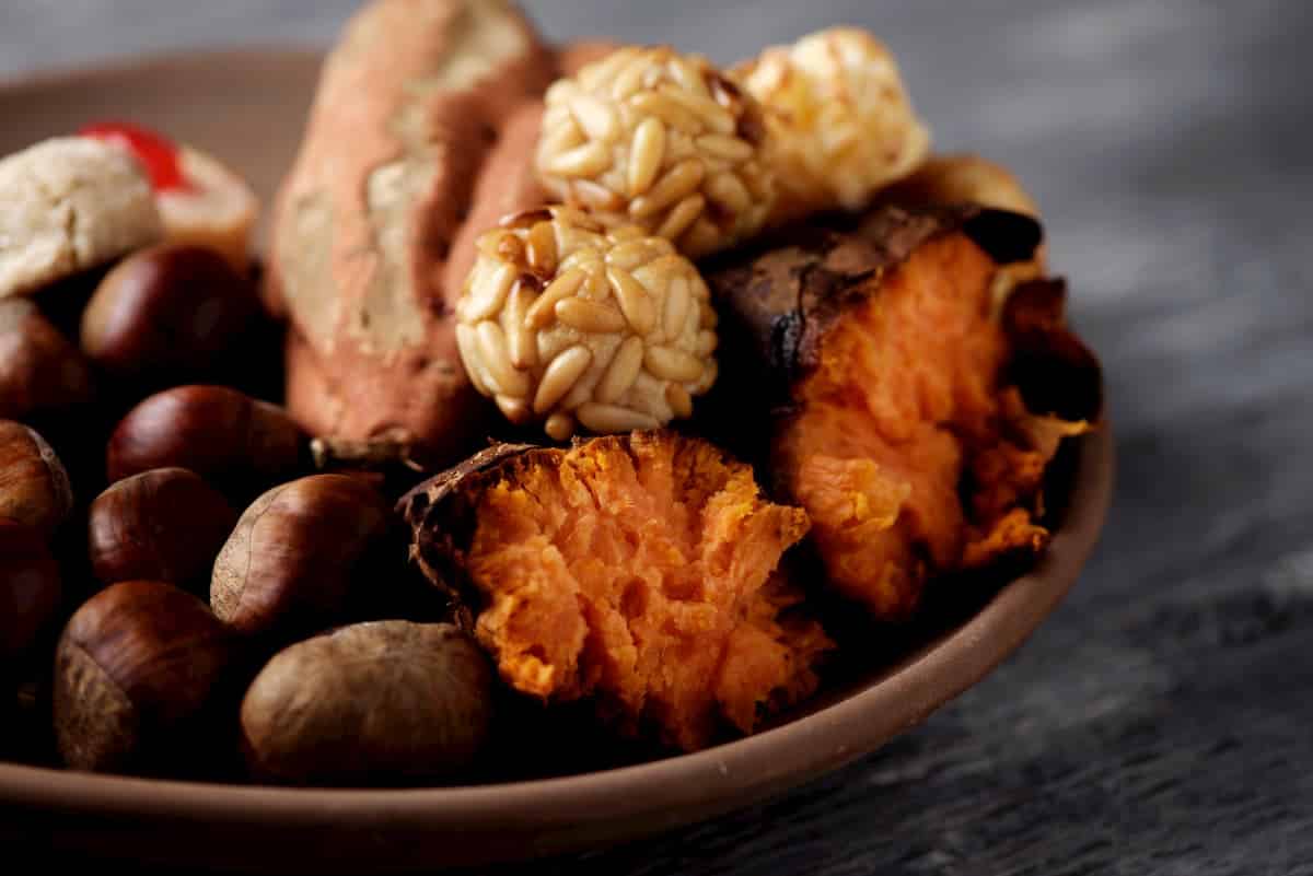 Chestnuts , panellets and sweet potatoes